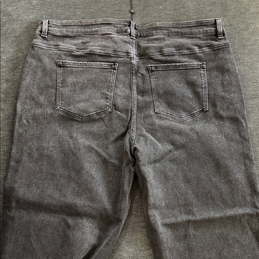 Universal Standard Charcoal Jeans - Picture 2 of 5